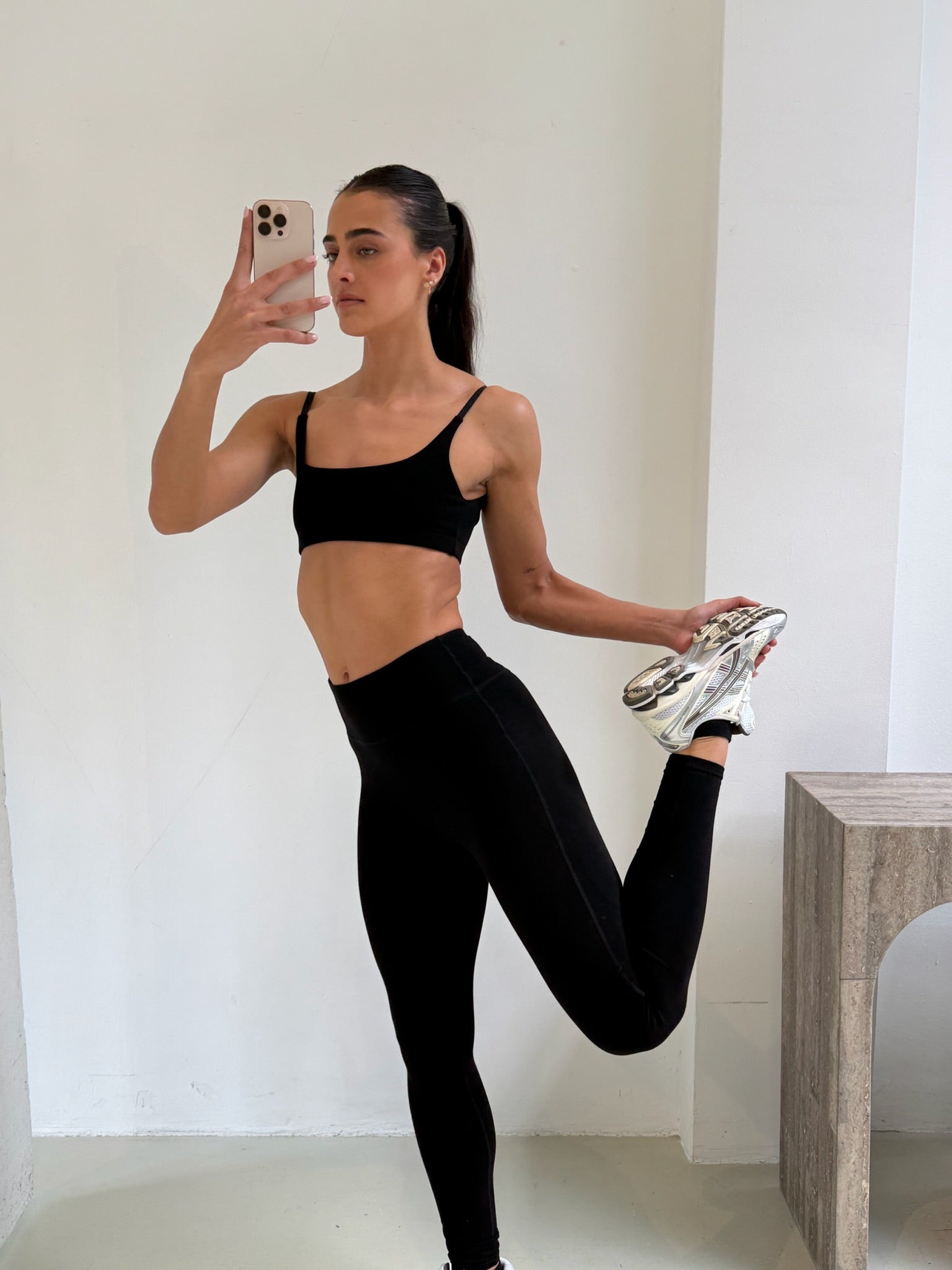 LAINE HILL Instagram
